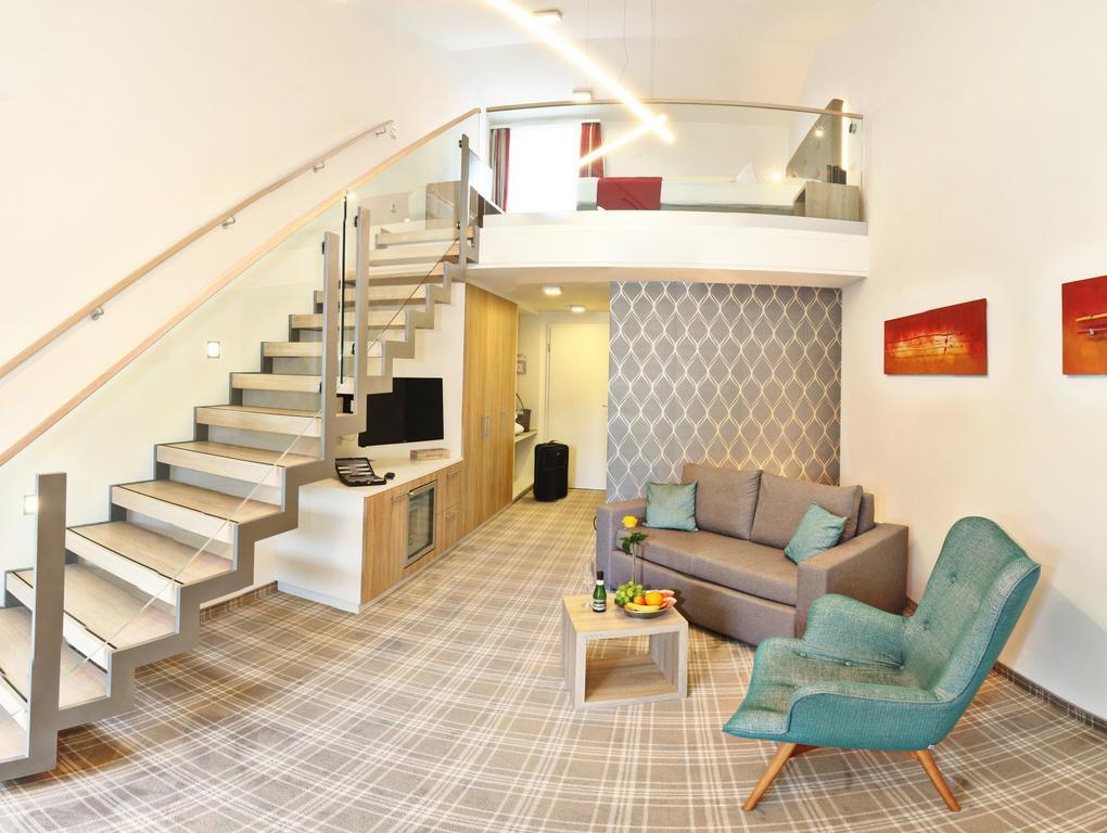 Hotel Chrysantihof บัดเบียร์นบาค ภายนอก รูปภาพ